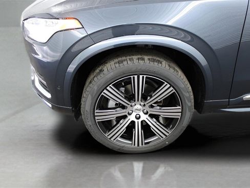 New 2025 Volvo XC90 B6 Plus w/ Protection Package Premier image 11