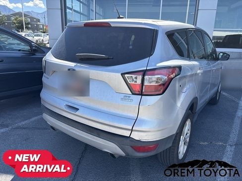 Used 2017 Ford Escape SE FWD image 14
