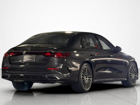 New 2026 Mercedes-Benz E 450 4MATIC Sedan image 5