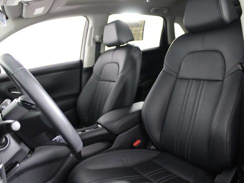 Used 2024 Honda HR-V EX-L image 18