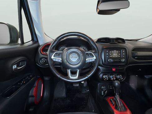Used 2016 Jeep Renegade Trailhawk AWD/4WD image 18