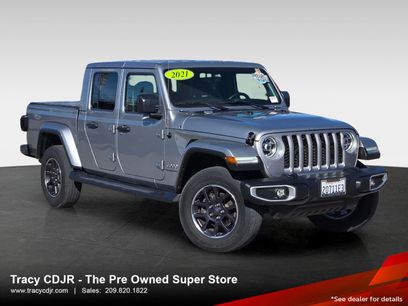 Used 2021 Jeep Gladiator Overland w/ Popular Equipment Package