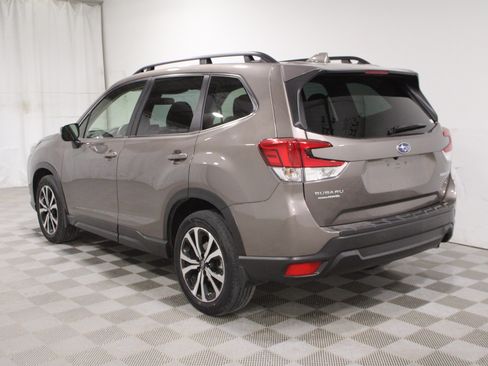 Used 2023 Subaru Forester Limited AWD/4WD image 31