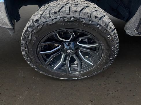 Used 2022 Ford F150 XLT w/ Equipment Group 301A Mid AWD/4WD image 9