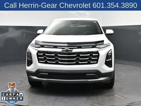 Used 2025 Chevrolet Equinox LT w/ Safety and Technology Package FWD image 10