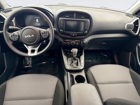 Used 2024 Kia Soul LX w/ Option Group 015 image 14