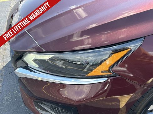 Used 2024 Nissan Altima 2.5 SV FWD image 13