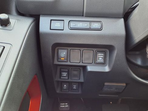 Used 2026 Nissan Frontier PRO-4X w/ Pro-4x Convenience Package AWD/4WD image 16