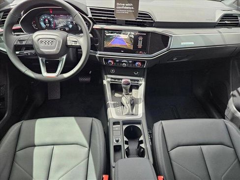 New 2025 Audi Q3 2.0T Premium w/ Convenience Package image 14
