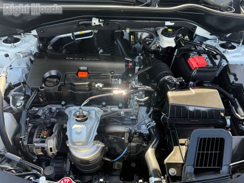 Used 2023 Honda HR-V Sport image 31