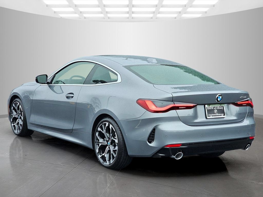 Used 2026 BMW 430i Coupe w/ Convenience Package RWD image 4