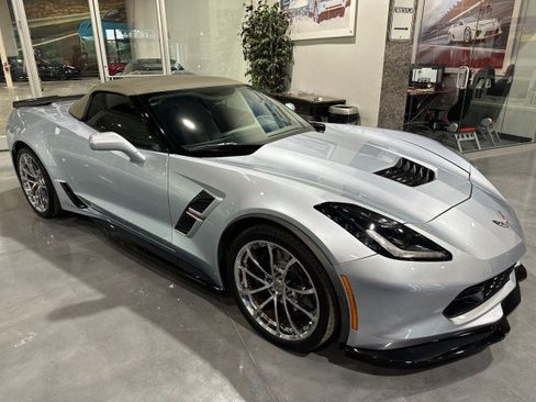 Used 2017 Chevrolet Corvette Grand Sport RWD image 40