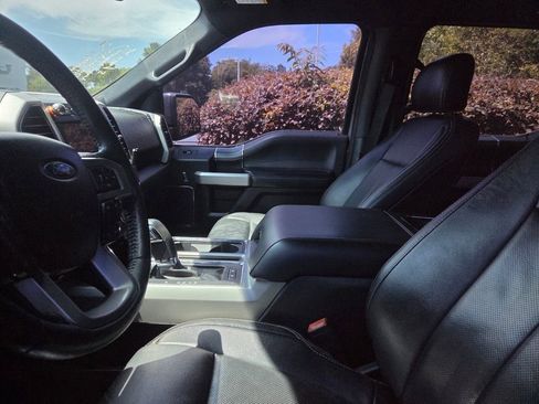 Used 2020 Ford F150 Lariat w/ Equipment Group 502A Luxury AWD/4WD image 7