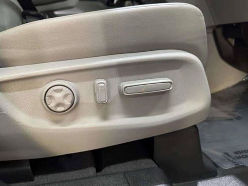 Used 2023 Honda Odyssey EX-L image 58