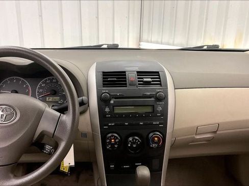 Used 2009 Toyota Corolla LE w/ All Weather Guard Pkg FWD image 6