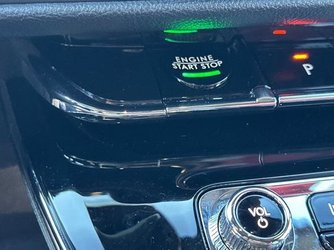 Used 2023 Lincoln Corsair Reserve w/ Jet Appearance Package image 33