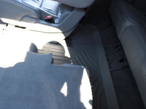 Used 2018 Lincoln Navigator L Reserve w/ Technology Package image 32