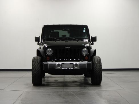 Used 2013 Jeep Wrangler Sahara w/ Connectivity Group image 9