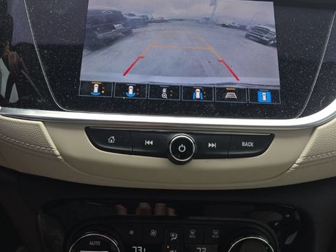 Used 2020 Buick Encore GX Essence w/ Advanced Technology Package FWD image 15