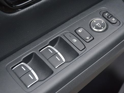 Used 2023 Honda CR-V EX-L image 11