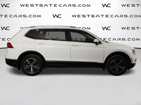 Used 2019 Volkswagen Tiguan SEL image 44