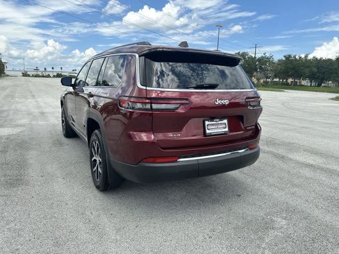 Certified 2023 Jeep Grand Cherokee L Limited w/ Trailer Tow Group (B) AWD/4WD image 12
