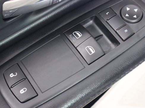 Used 2015 Dodge Grand Caravan American Value Package w/ UConnect Hands-Free Group image 22