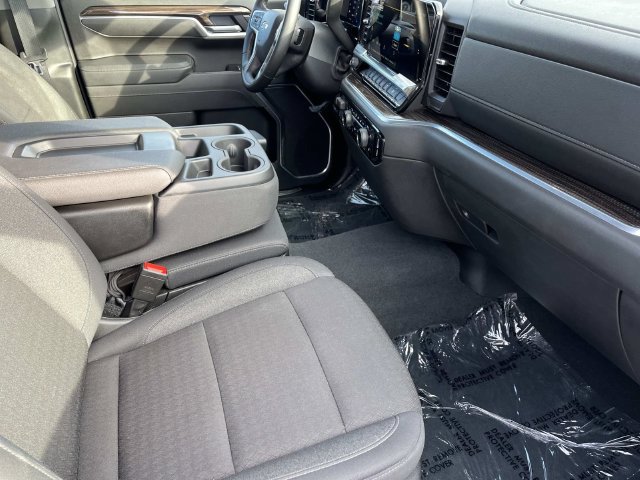 Used 2026 Chevrolet Silverado 1500 RST AWD/4WD image 21