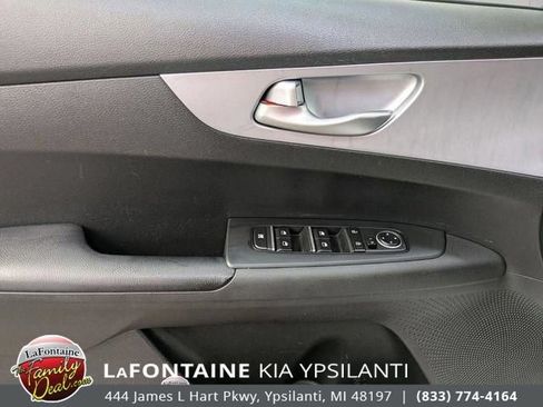 Used 2023 Kia Forte LXS FWD image 14