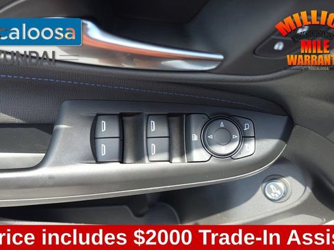 Used 2024 Buick Envista Sport Touring w/ Convenience II Package FWD image 13