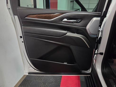 Used 2023 Cadillac Escalade ESV Sport Platinum w/ LPO, ONYX Package image 35