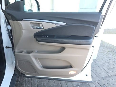 Used 2022 Honda Ridgeline RTL-E image 9