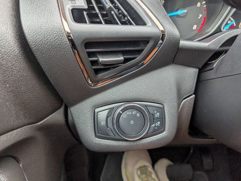 Used 2015 Ford Escape Titanium AWD/4WD image 20
