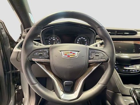 Used 2024 Cadillac XT6 Sport w/ Platinum Package AWD/4WD image 10