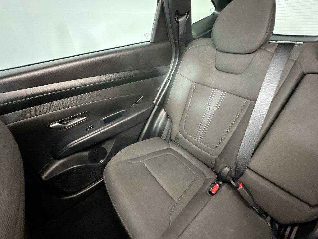 Used 2025 Hyundai Tucson SEL FWD image 12