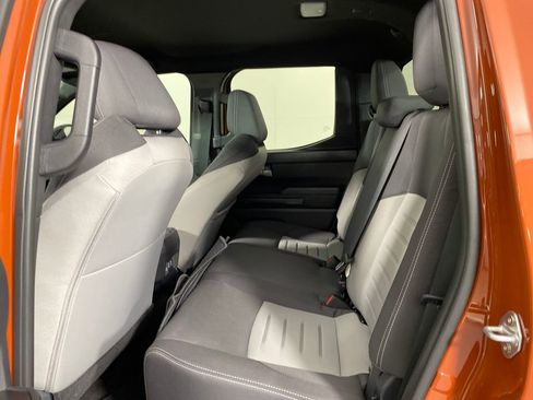 Used 2025 Toyota Tacoma TRD Off-Road image 26