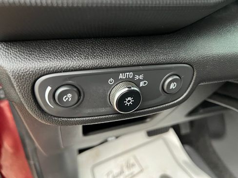 Used 2023 Chevrolet TrailBlazer LT w/ Convenience Package image 26