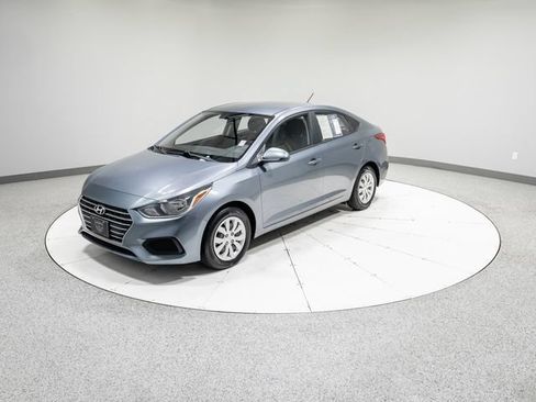 Used 2020 Hyundai Accent SE FWD image 31