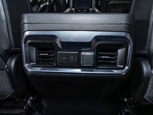 Used 2022 Chevrolet Silverado 2500 LTZ w/ LTZ Convenience Package image 23