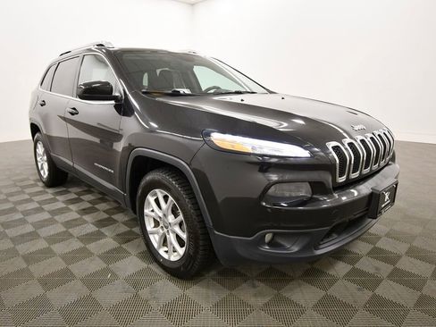 Used 2014 Jeep Cherokee Latitude w/ Comfort/Convenience Group image 9