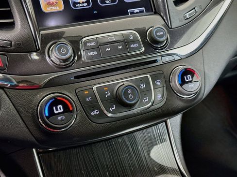 Used 2020 Chevrolet Impala Premier FWD image 15