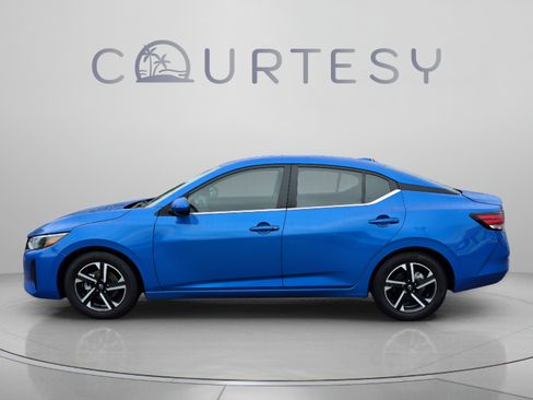 Certified 2024 Nissan Sentra SV FWD image 2