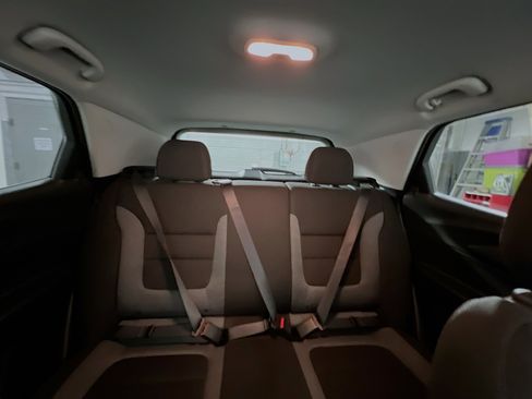 Used 2025 Chevrolet TrailBlazer LT FWD image 33