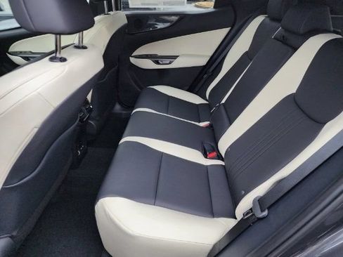 Used 2024 Lexus NX 350 AWD image 5