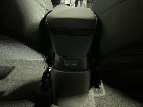Certified 2025 Nissan Kicks Play S FWD image 11