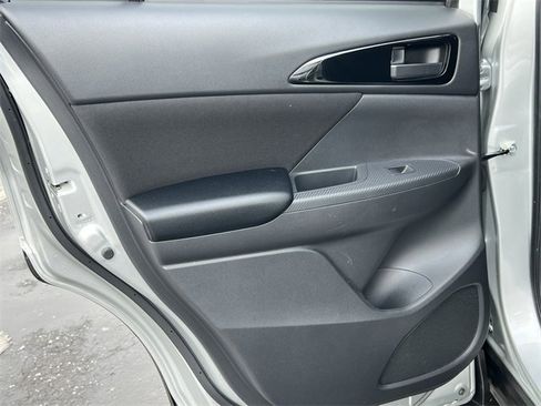 Used 2024 Mitsubishi Eclipse Cross Black Edition image 34