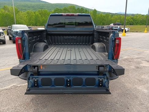 New 2026 GMC Sierra 2500 Denali AWD/4WD image 24