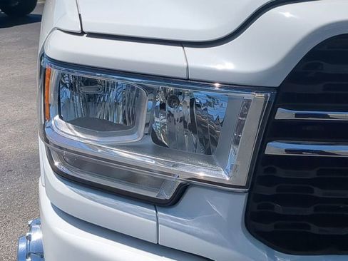 Used 2024 RAM 3500 Big Horn w/ Sport Appearance Package image 10