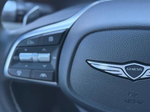 Used 2025 Genesis G70 2.5T AWD/4WD image 26