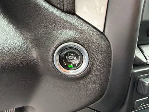 Used 2020 Chevrolet Silverado 1500 LT w/ All-Star Edition image 6